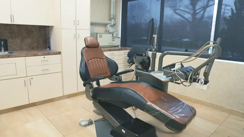 Treatment operatory with patient chair and monitor