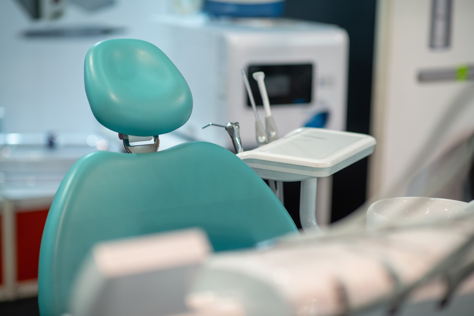 Modern, comfortable dental treatment chair